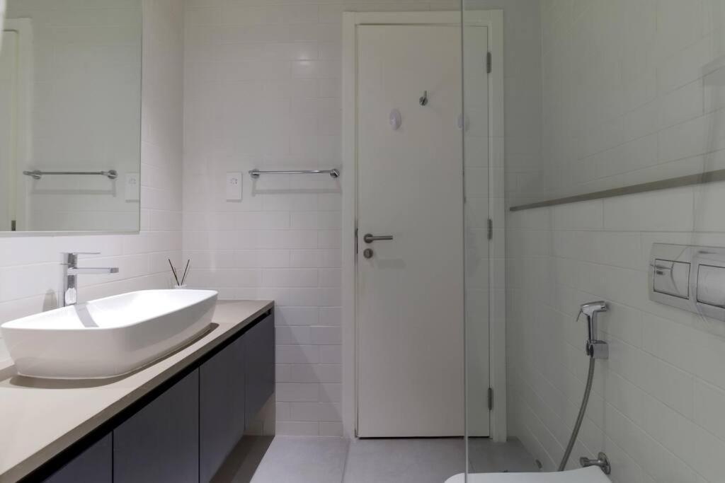 Sahab - Solo 1Br Apt In Al Jada Шарджа Екстер'єр фото